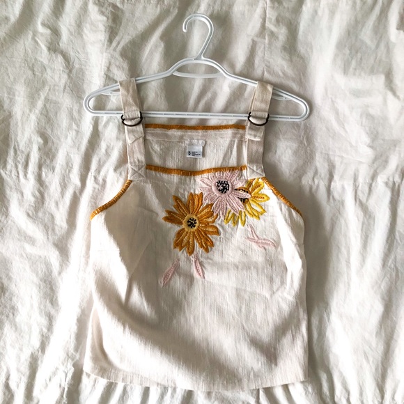 CREAM EMBROIDERED TANK - Picture 2 of 6